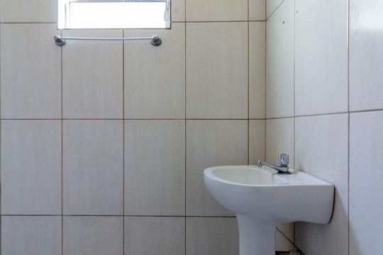 Banheiro  de casa para alugar com 1 quarto, 40m² em Vila Medeiros, São Paulo