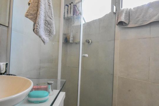 Banheiro de apartamento para alugar com 1 quarto, 40m² em Santo Amaro, São Paulo
