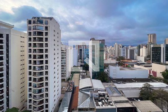 Vista de apartamento para alugar com 1 quarto, 48m² em Itaim Bibi, São Paulo