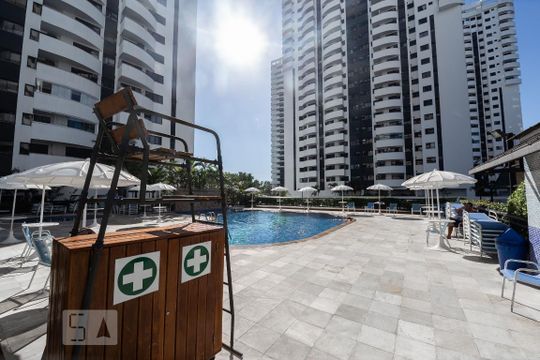 Piscina de apartamento para alugar com 2 quartos, 61m² em Barra da Tijuca, Rio de Janeiro