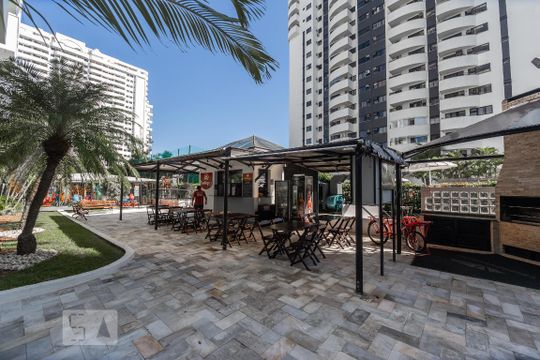 Restaurante de apartamento para alugar com 2 quartos, 61m² em Barra da Tijuca, Rio de Janeiro