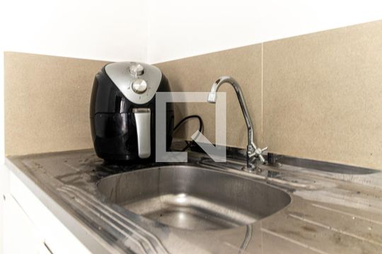 Cozinha - Torneira de kitnet/studio à venda com 1 quarto, 18m² em Centro, São Paulo