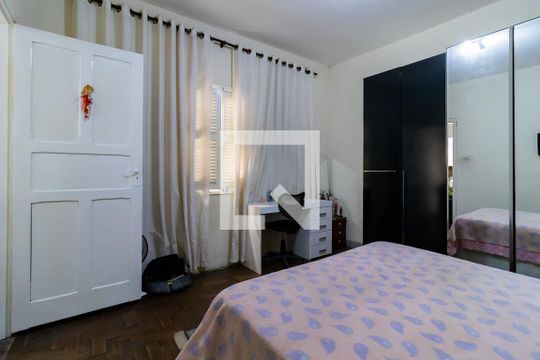 Quarto casa dos fundos de casa à venda com 3 quartos, 155m² em Jardim Santa Cruz (sacomã), São Paulo