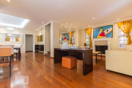 Casa de Condomínio à venda com 4 quartos, 367m² em Santo Amaro, São Paulo