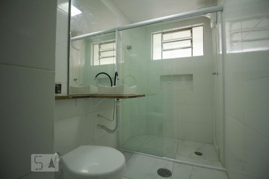 Banheiro de apartamento à venda com 2 quartos, 67m² em Vila Deodoro, São Paulo