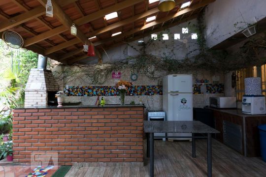 Fundos - Churrasqueira de casa à venda com 5 quartos, 400m² em Vila Nair, São Paulo