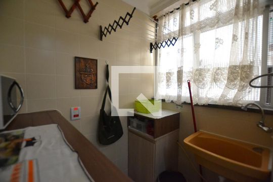 Área de Serviço de apartamento para alugar com 2 quartos, 60m² em Nonoai, Porto Alegre