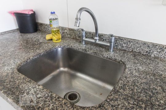 Detalhe de apartamento para alugar com 2 quartos, 105m² em Barra da Tijuca, Rio de Janeiro