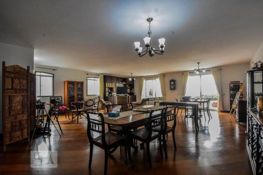 Apartamento à venda com 4 quartos, 340m² em Vila Sofia, São Paulo