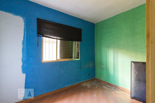 Quarto 1 de casa à venda com 4 quartos, 250m² em Parque Peruche, São Paulo