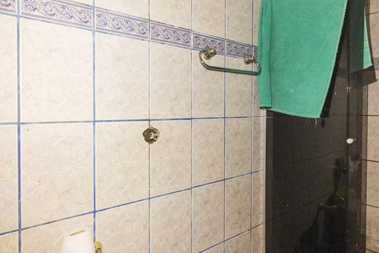 Banheiro 1 de casa à venda com 4 quartos, 250m² em Parque Peruche, São Paulo