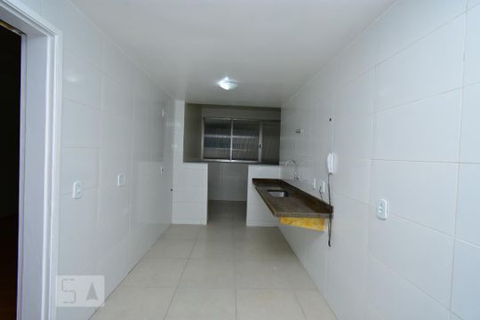 Cozinha  de apartamento à venda com 2 quartos, 100m² em Icaraí, Niterói