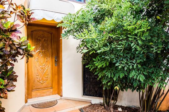 Entrada Social  de casa à venda com 5 quartos, 396m² em Parque Taquaral, Campinas