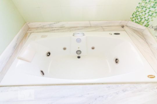 Casa à venda com 3 quartos, 250m² em Cipava, Osasco