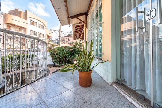 Entrada de casa à venda com 5 quartos, 280m² em Palmares, Belo Horizonte