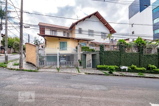 Fachada de casa à venda com 5 quartos, 280m² em Palmares, Belo Horizonte