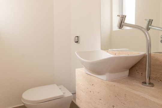 Lavabo de apartamento à venda com 3 quartos, 130m² em Jardim Paulista, São Paulo