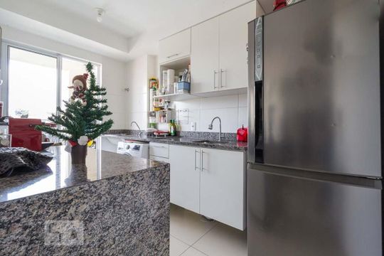 Cozinha de apartamento à venda com 3 quartos, 90m² em Ouro Preto, Belo Horizonte