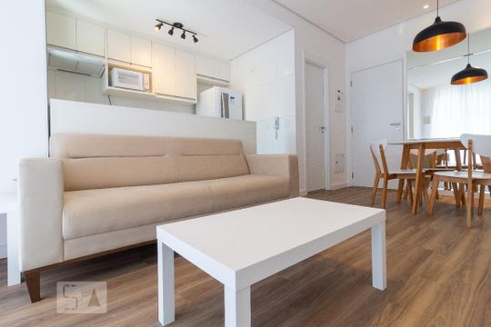 Apartamento para alugar com 1 quarto, 54m² em Santo Amaro, São Paulo