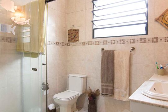 Banheiro de casa à venda com 2 quartos, 120m² em Lauzane Paulista, São Paulo