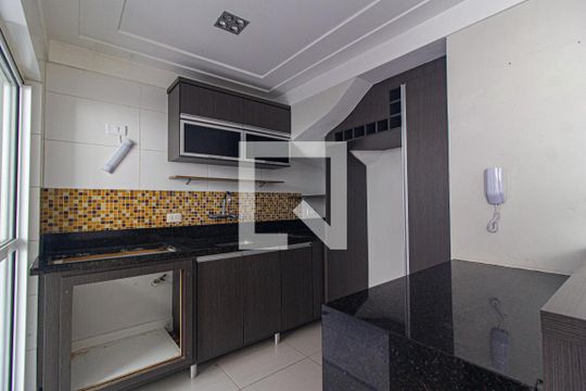 Cozinha de casa de condomínio para alugar com 3 quartos, 92m² em Pilarzinho, Curitiba