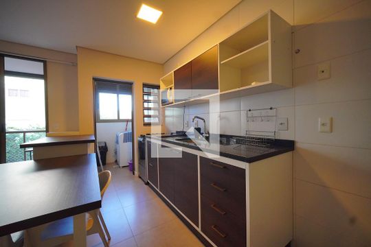 Cozinha de apartamento para alugar com 2 quartos, 72m² em Rio Tavares, Florianópolis