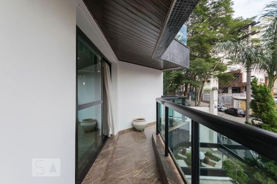 Varanda de apartamento à venda com 4 quartos, 220m² em Vila Monumento, São Paulo