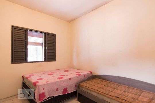 Quarto de casa para alugar com 1 quarto, 45m² em Vila Cavaton, São Paulo