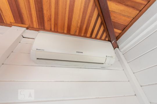 Casa de Condomínio para alugar com 4 quartos, 300m² em Loteamento Portal do Sol I, Goiânia