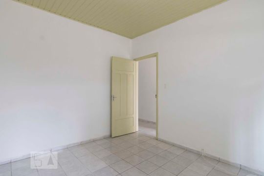 Quarto 1 de casa para alugar com 2 quartos, 148m² em Santana, São Paulo
