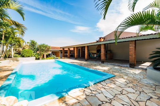 Casa à venda com 5 quartos, 320m² em Vila Nogueira, Campinas