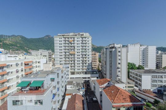 Vista da Sala de apartamento à venda com 2 quartos, 82m² em Grajaú, Rio de Janeiro