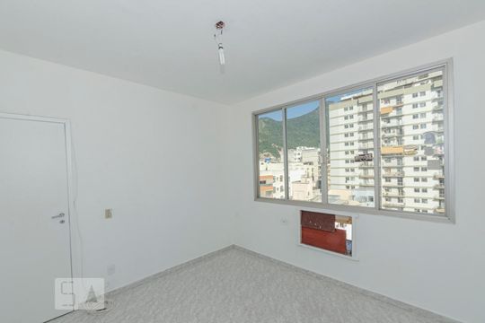 Quarto 1 de apartamento à venda com 2 quartos, 82m² em Grajaú, Rio de Janeiro