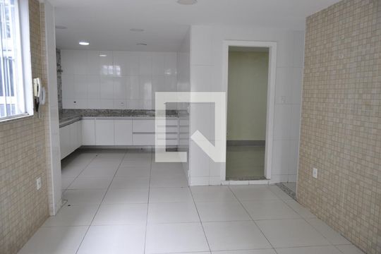 Cozinha de casa à venda com 4 quartos, 183m² em Lins de Vasconcelos, Rio de Janeiro