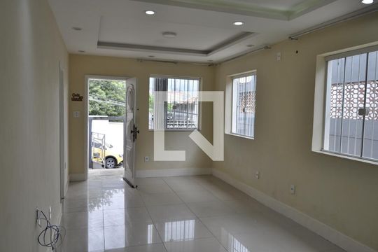 Sala de casa à venda com 4 quartos, 183m² em Lins de Vasconcelos, Rio de Janeiro