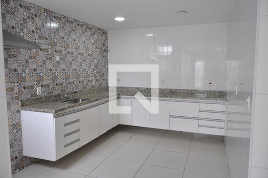 Cozinha de casa à venda com 4 quartos, 183m² em Lins de Vasconcelos, Rio de Janeiro