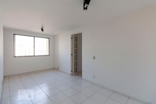 Apartamento à venda com 2 quartos, 61m² em Vila Santa Catarina, São Paulo