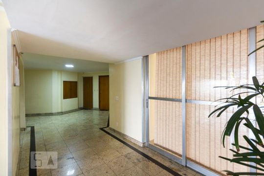 Hall social de apartamento à venda com 2 quartos, 61m² em Vila Santa Catarina, São Paulo