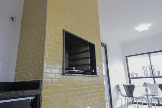 Salão de festas de apartamento para alugar com 1 quarto, 28m² em Mercês, Curitiba