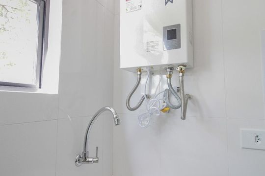Areá de serviço de apartamento para alugar com 1 quarto, 28m² em Mercês, Curitiba