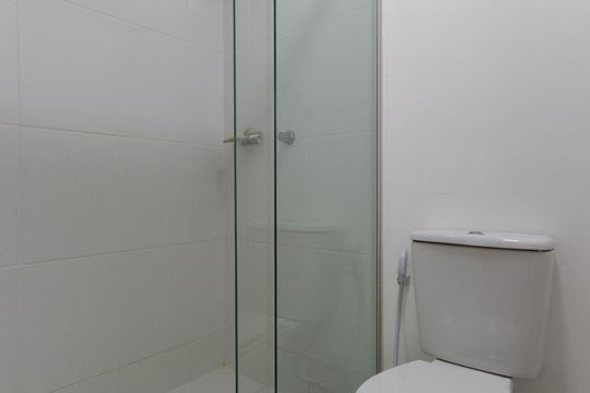 Banheiro de kitnet/studio à venda com 1 quarto, 35m² em Setor Central, Goiânia