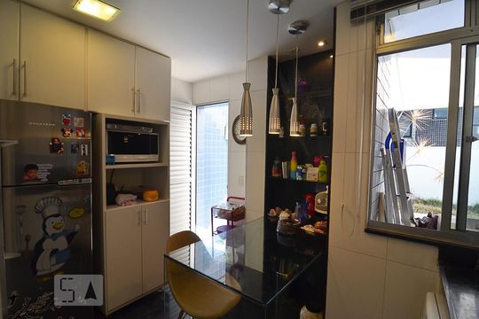 Cozinha de apartamento à venda com 2 quartos, 212m² em Buritis, Belo Horizonte
