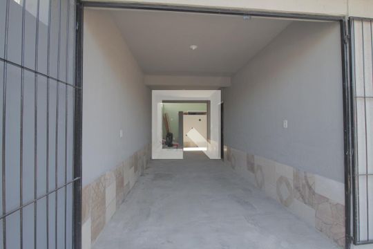 Garagem de casa para alugar com 4 quartos, 200m² em Mato Grande, Canoas