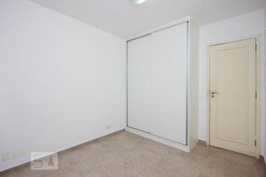 Quarto 2 de apartamento para alugar com 2 quartos, 52m² em Botafogo, Rio de Janeiro