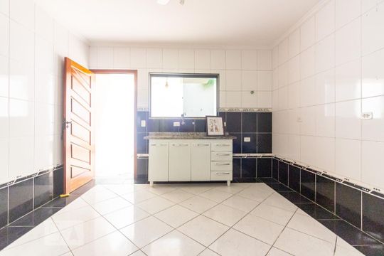 Cozinha de casa à venda com 3 quartos, 150m² em Cidade São Francisco, São Paulo
