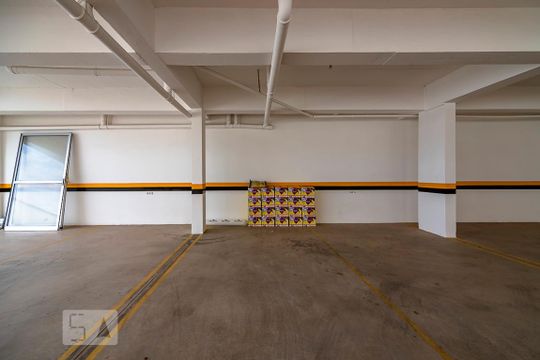 Garagem de apartamento à venda com 2 quartos, 58m² em Santa Cruz, Belo Horizonte