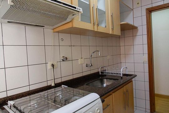 Cozinha de apartamento para alugar com 2 quartos, 57m² em Vila Ipojuca, São Paulo