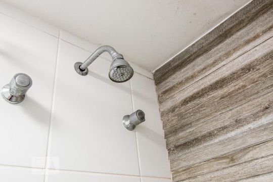 Chuveiro de apartamento à venda com 1 quarto, 35m² em Aclimação, São Paulo