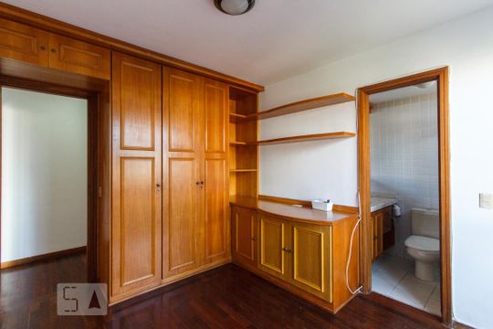 Suíte 1 de apartamento à venda com 2 quartos, 200m² em Barra da Tijuca, Rio de Janeiro