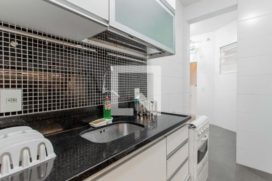 Cozinha de apartamento à venda com 3 quartos, 96m² em Copacabana, Rio de Janeiro